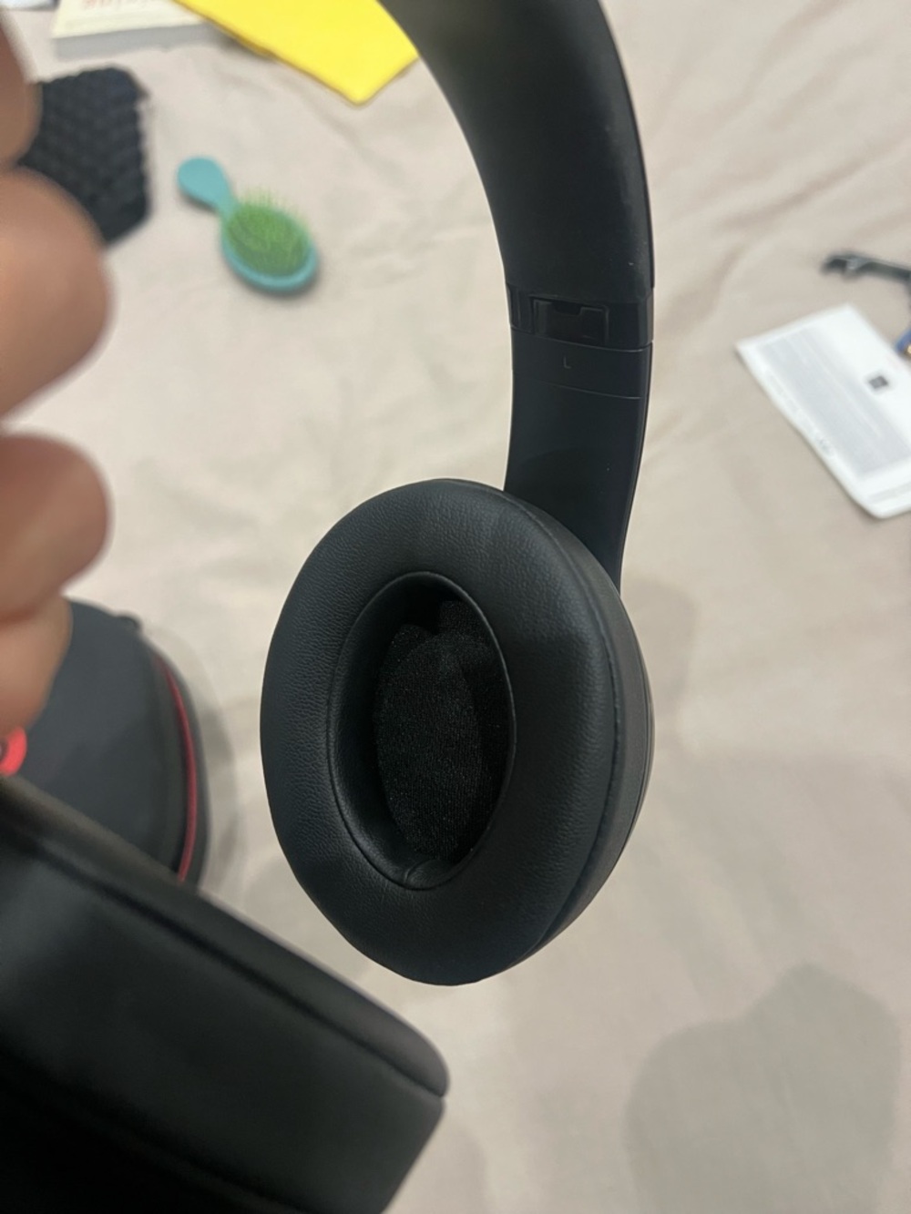 Beats Studio3 Wireless Noise Cancelling Headphones - Picture 7 of 10